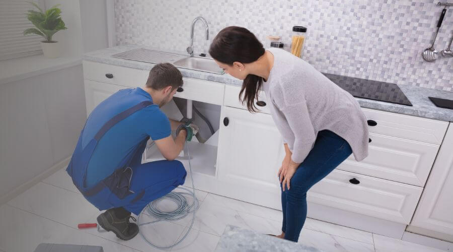 Professional expert plumbing services in Pontiac, MI